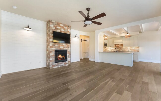 Building Photo - Beautiful 3 Bed 3 Bath home in the Heart of Eagle