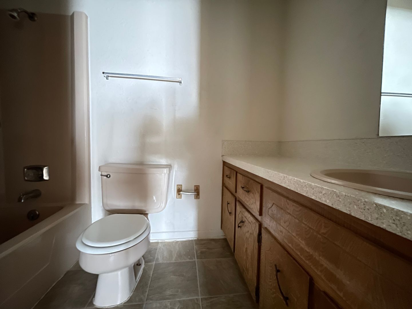 Building Photo - 3609 Hereford Ln