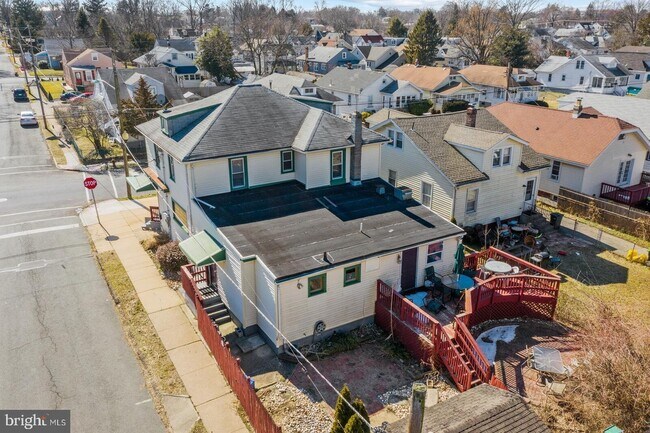 Building Photo - 100 Homecrest Ave