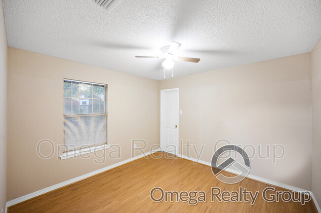 Building Photo - 6936 Magnolia Trace