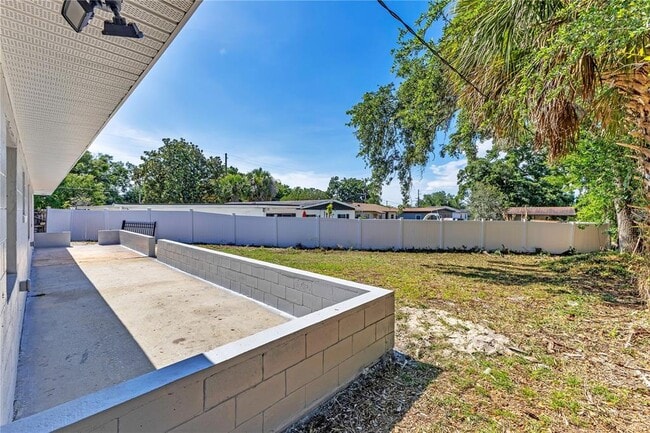 Building Photo - 2419 Orange Center Blvd