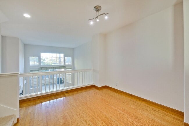Building Photo - 4616 Hampton Falls Pl