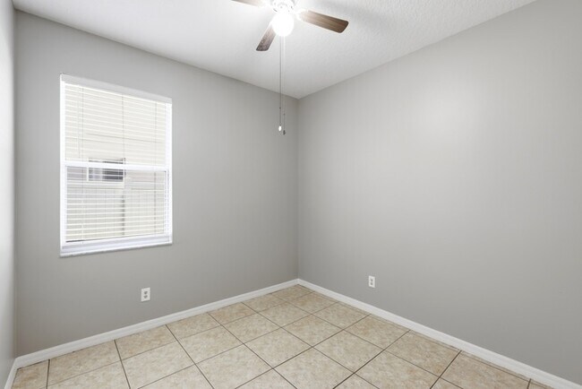 Building Photo - 737 Maya Susan Loop