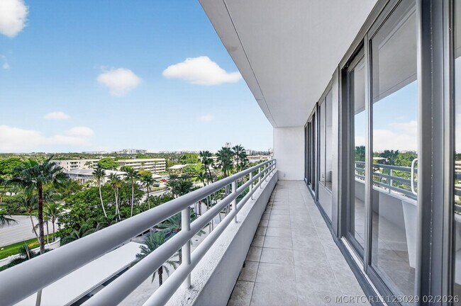 Building Photo - 1500 S Ocean Blvd