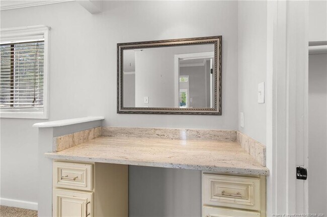 Building Photo - 5725 Waterwood Dr