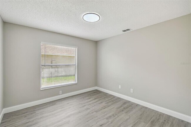 Building Photo - 1317 Ravida Woods Dr