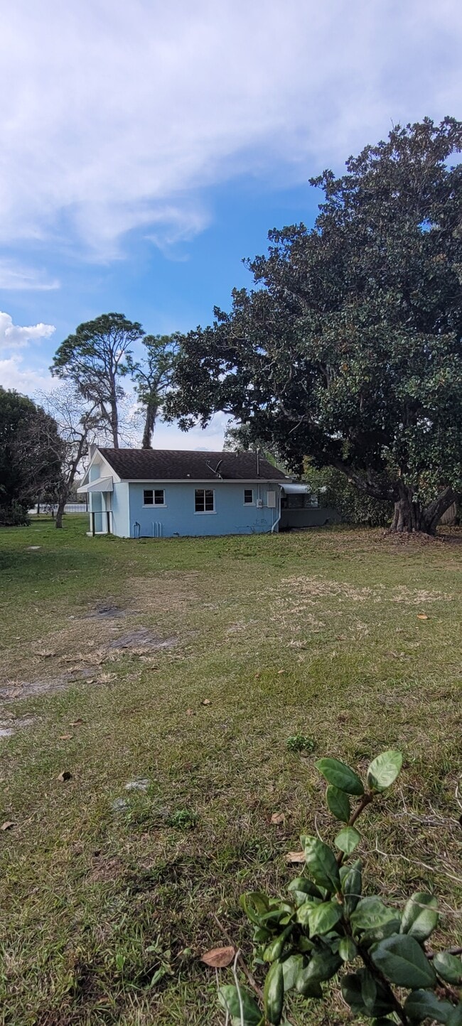 Building Photo - 834 Oberry Hoover Rd