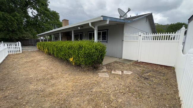 Building Photo - 13277 Anchor Village