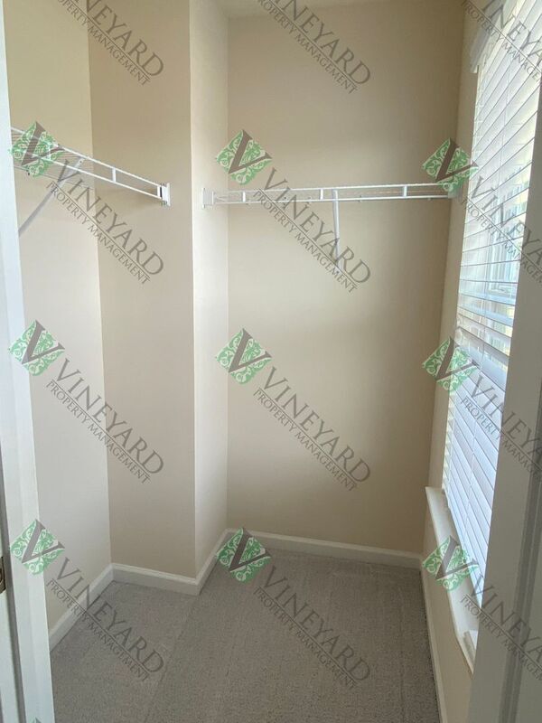 Building Photo - 4530 Seacliff Ct
