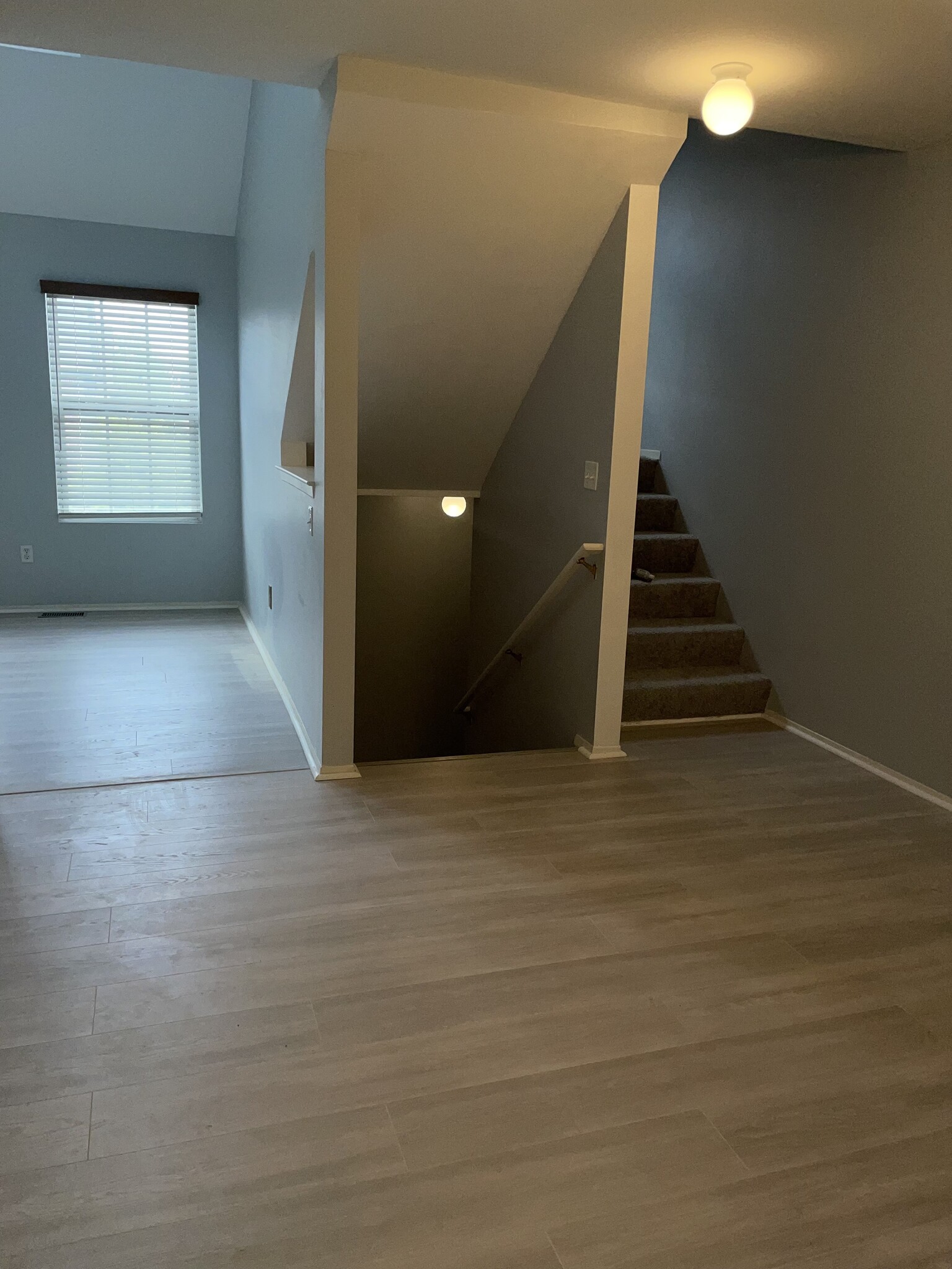 Building Photo - 23325 Cornerstone Village Dr