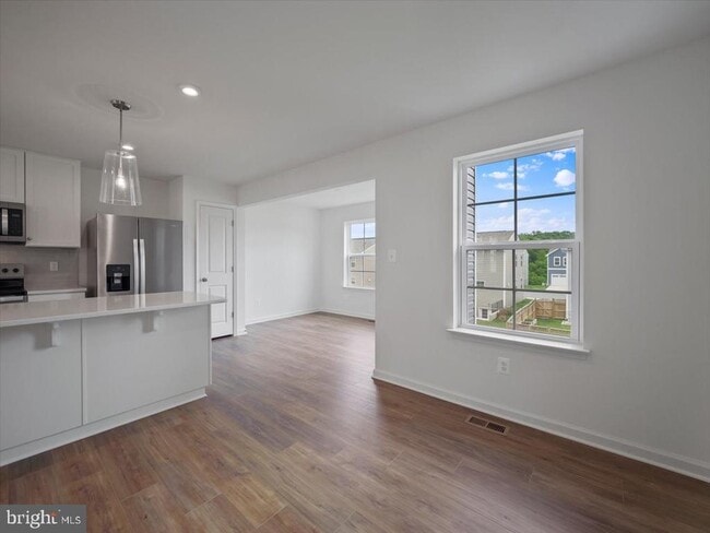 Building Photo - 258 Clifton Mnr