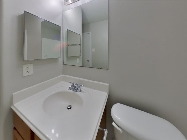 Building Photo - 7214 Winter Song Dr