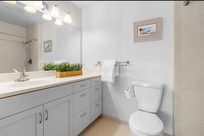 Building Photo - 1757 30th Ave