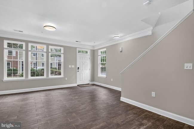 Building Photo - 123 Bucksfield Rd