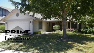 Building Photo - Home Sweet Home in Gold River