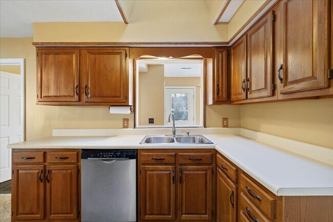 Building Photo - 1102 Mourning Dove Dr
