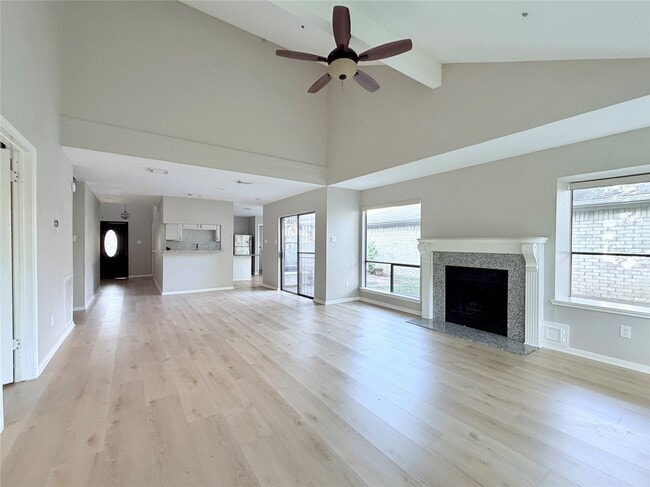 Building Photo - 13535 Gaby Virbo Dr