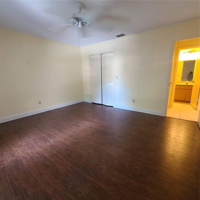 Building Photo - 3505 Tarpon Woods Blvd