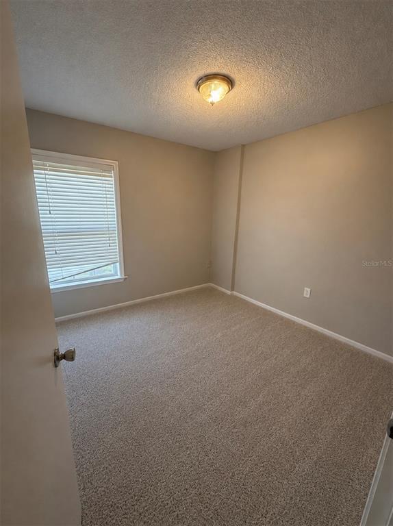Building Photo - 2019 Dixie Belle Dr