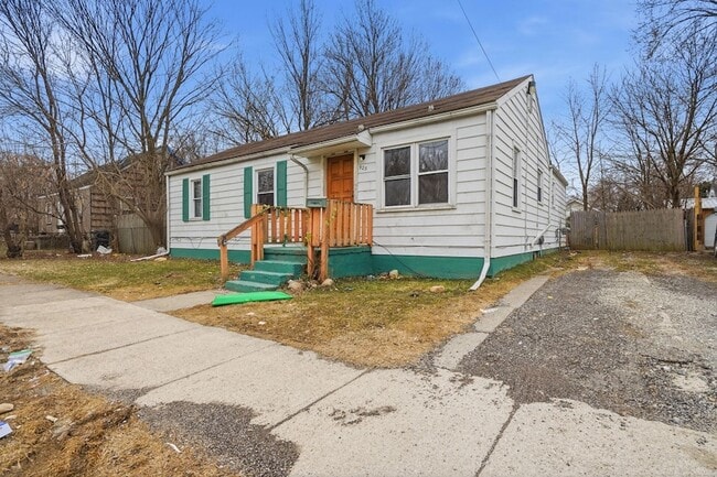 Building Photo - 925 Leland St