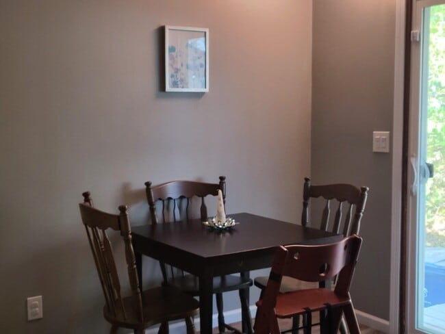 Building Photo - 546 Marquette St