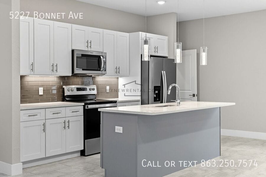 Building Photo - 5227 Bonnet Ave