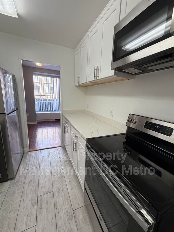 Building Photo - 400 O St SW