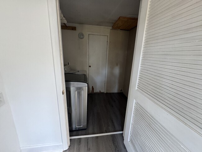 Building Photo - 3986 Fortner St