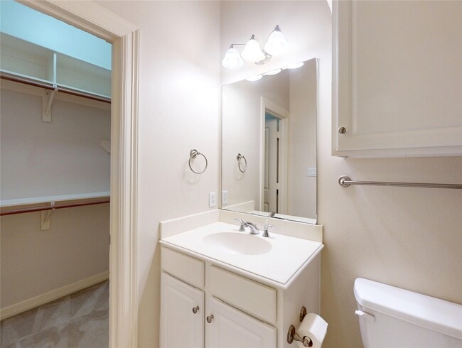 Building Photo - 5914 Center St