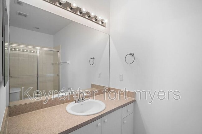 Building Photo - 4241 Bellasol Cir