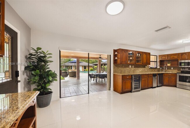 Building Photo - 20450 SW 198th Ave