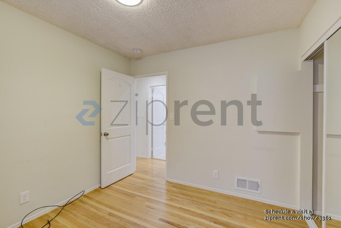 Building Photo - Unit