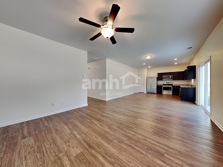 Building Photo - 129 Orion Way