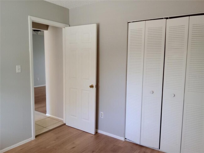 Building Photo - 2190 Knox McRae Dr