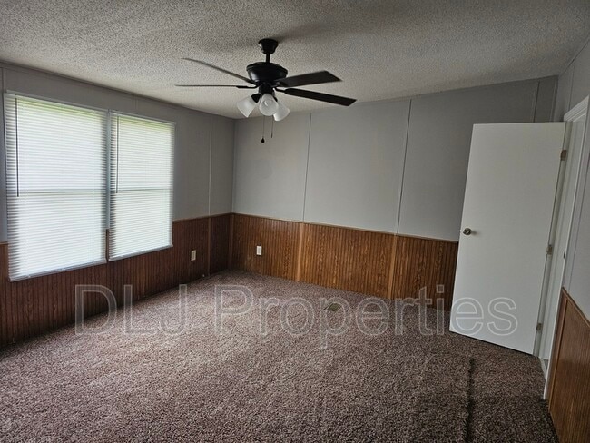 Building Photo - 117 Hardin Rd