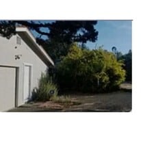 Building Photo - 1726 Crescent Dr