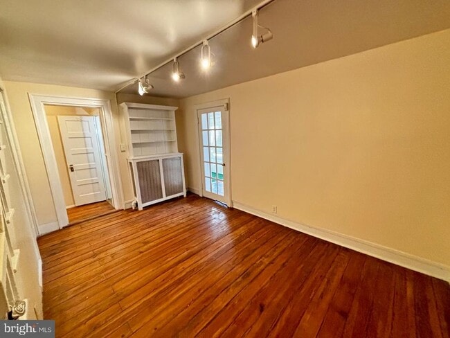 Building Photo - 8122 John Mosby Hwy