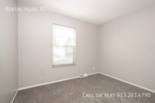Building Photo - 9311 Switzer-