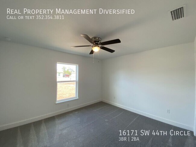 Building Photo - 16171 SW 44th Cir