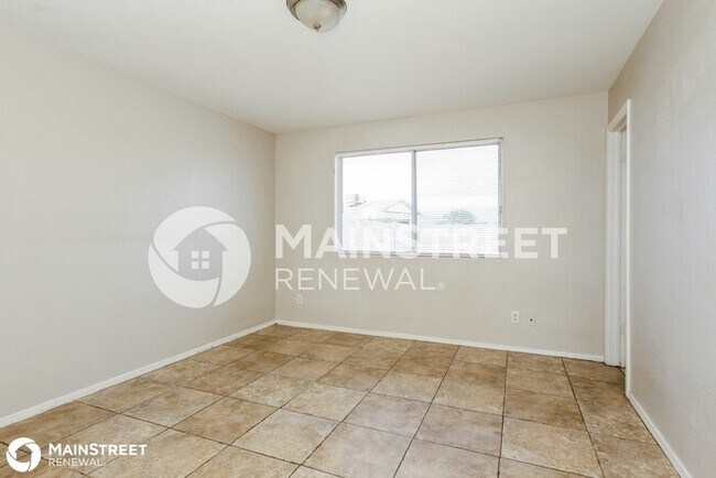 Building Photo - 3150 N 77th Ln, Phoenix, AZ 85033