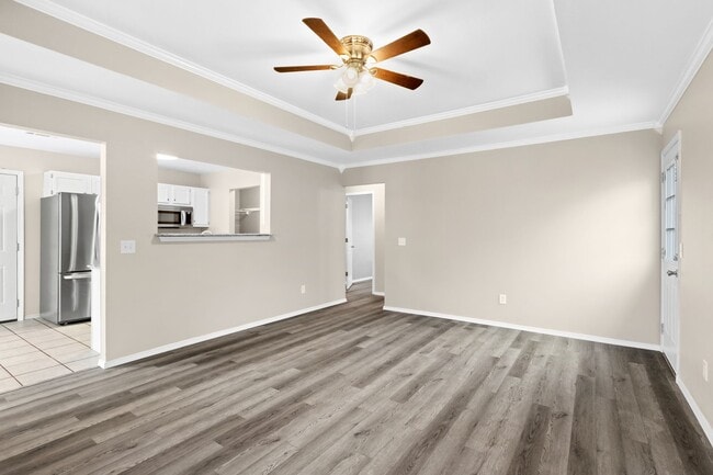 Building Photo - Completely Renovated Springdale Home - Clo...