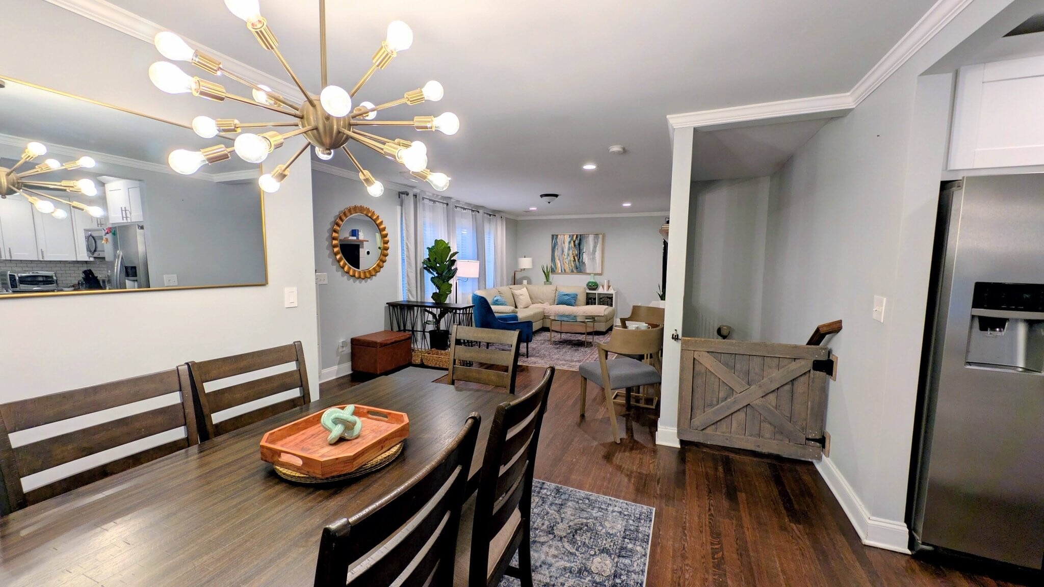 Building Photo - 831 Parkway Dr