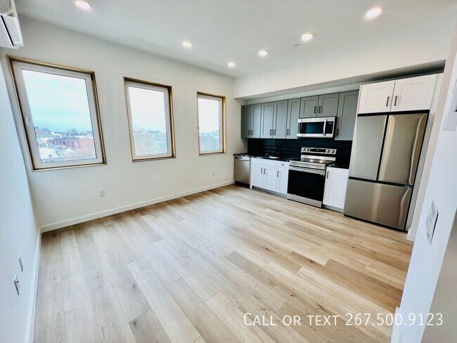 Primary Photo - 1308 N Front St