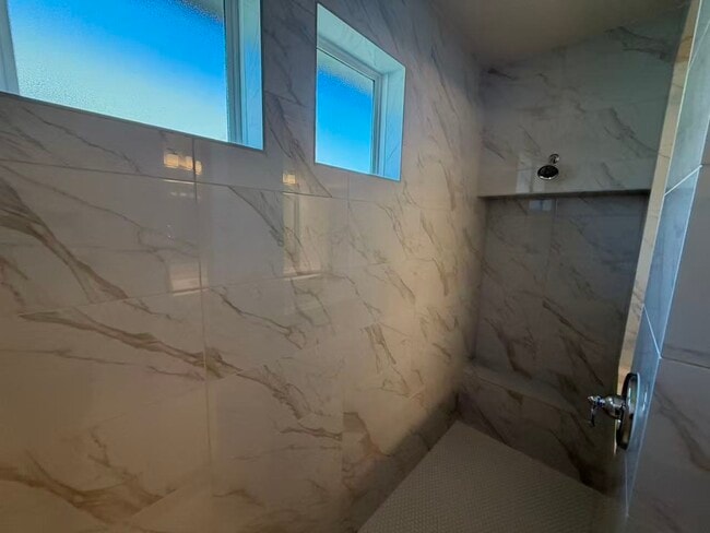 Building Photo - 4014 Colony Ln