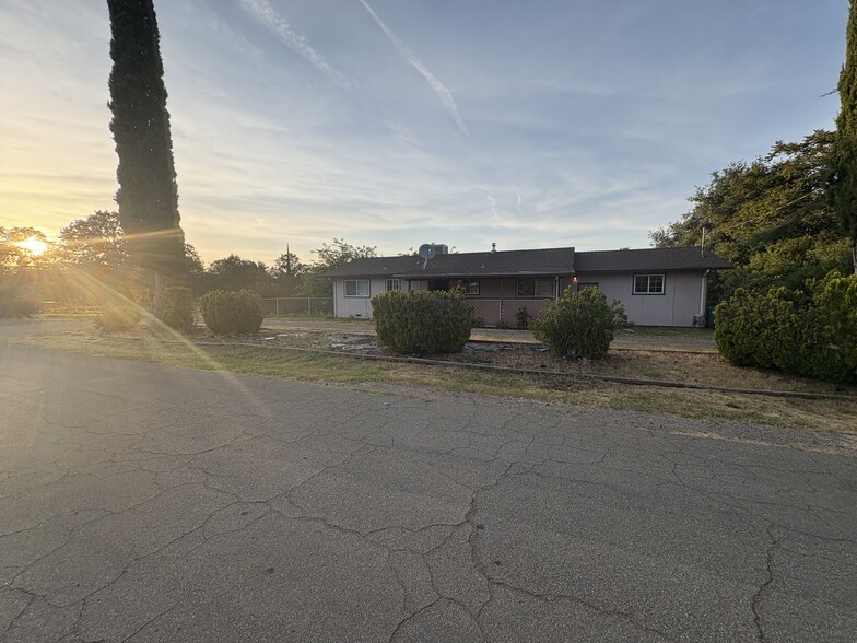 Primary Photo - 20208 Lago St