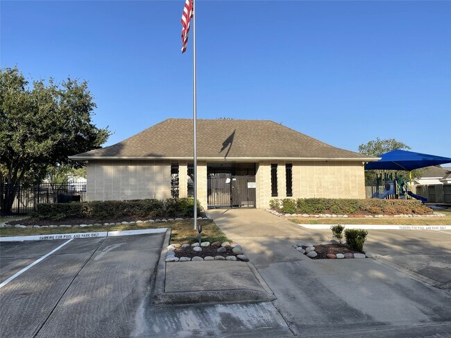 Building Photo - 1723 Rustic Oak Ln