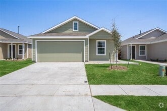 Building Photo - 3200 Coyote Way