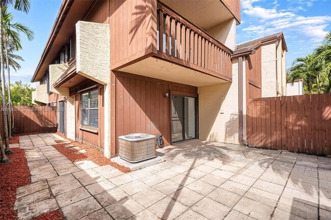 Building Photo - 7074 SW 114th Pl