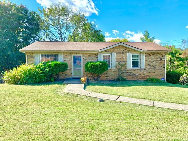 Primary Photo - 2707 Dove Ct