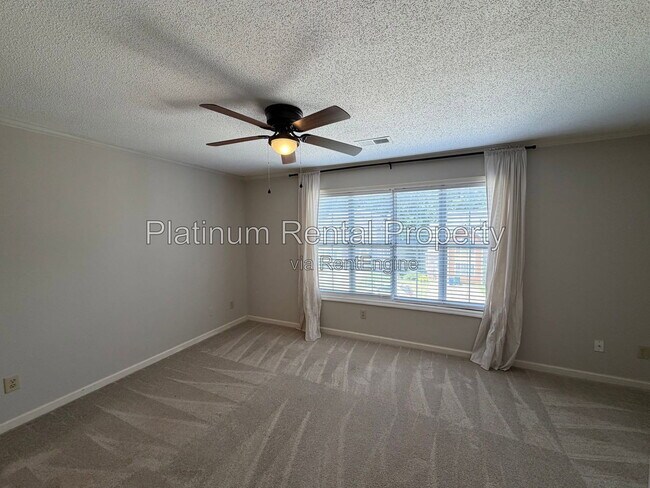 Building Photo - 5116 Laurel Bridge Ct SE